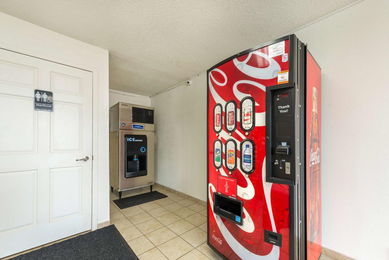 Motel 6-Troy, Oh Экстерьер фото